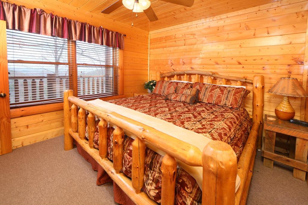 Rising Eagle Lodge - Eight Bedroom Pigeon Forge Exteriör bild
